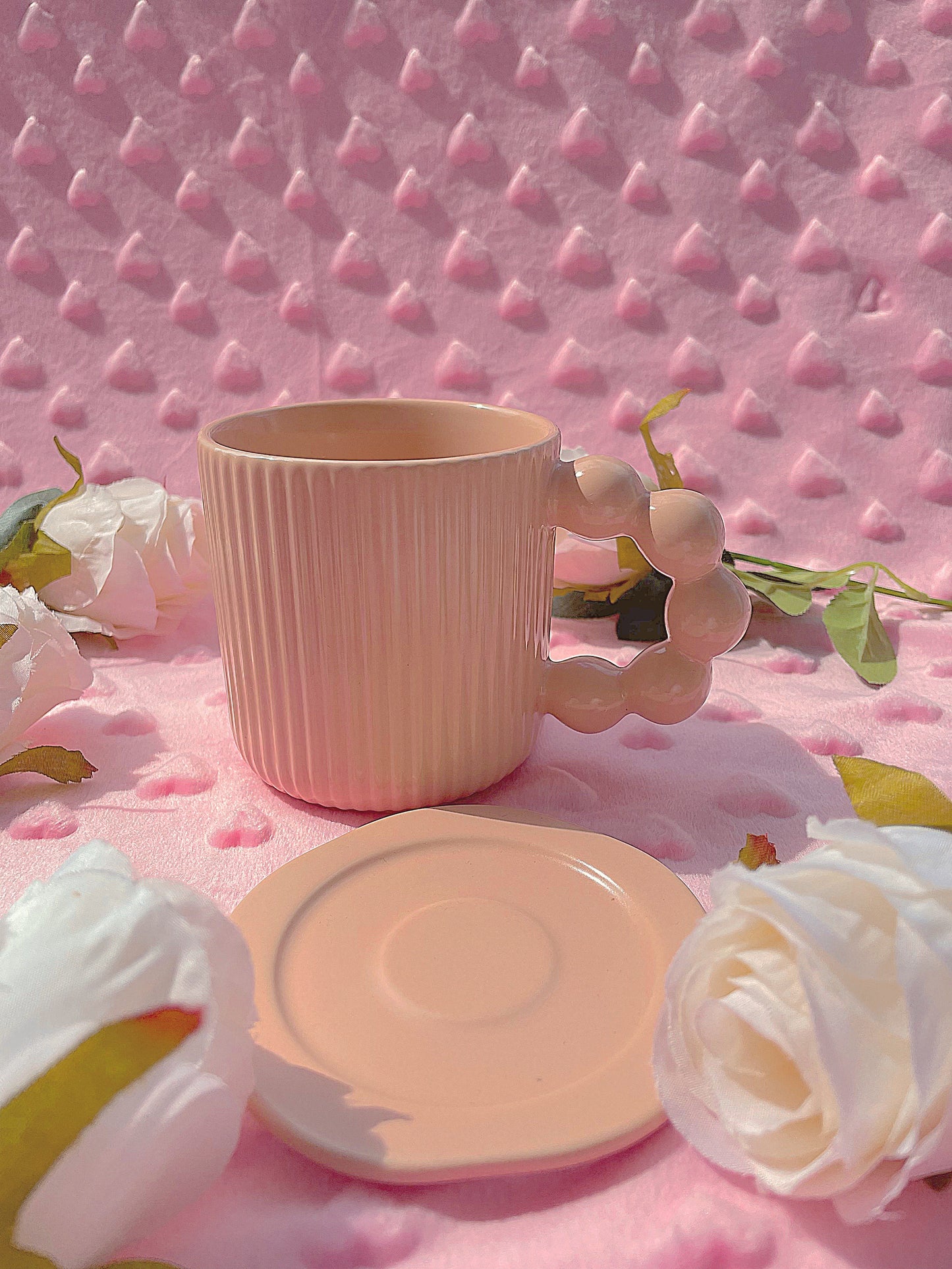 Peach Bubbly handle Mug