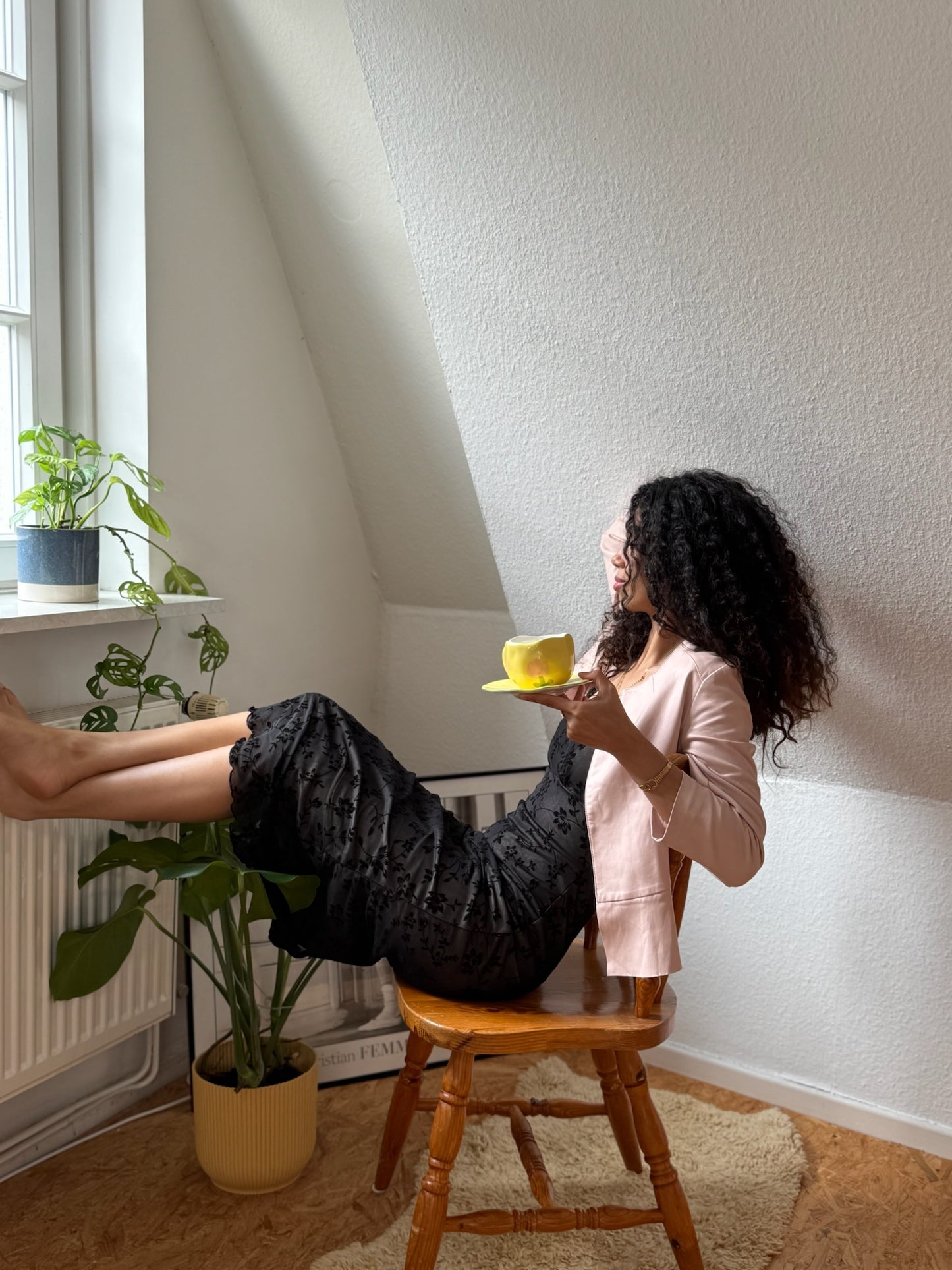 Tasse mit Untertasse – Gelbe Tulpenblume